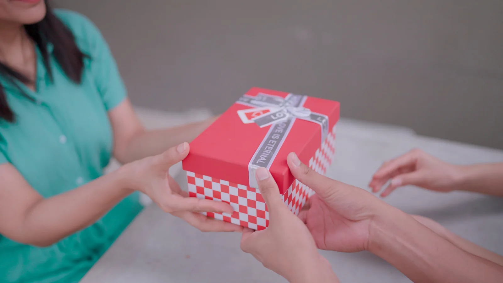 How To Put Together A Small Self Care Gift cover image